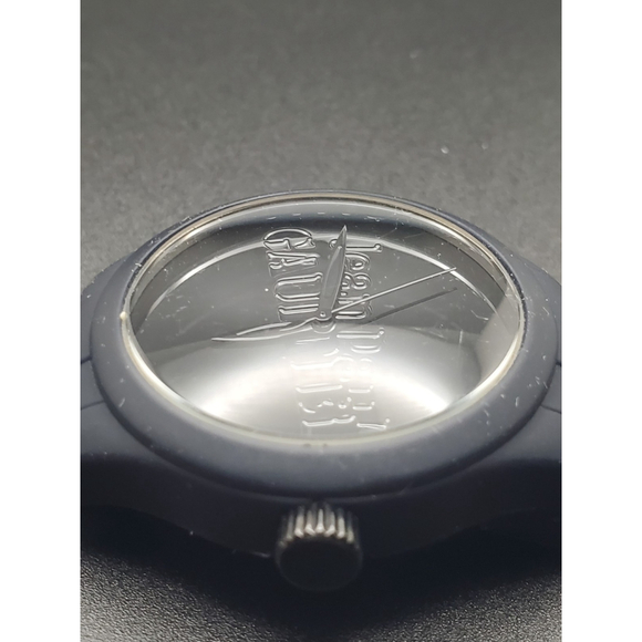 Watch - Picture 10 of 12